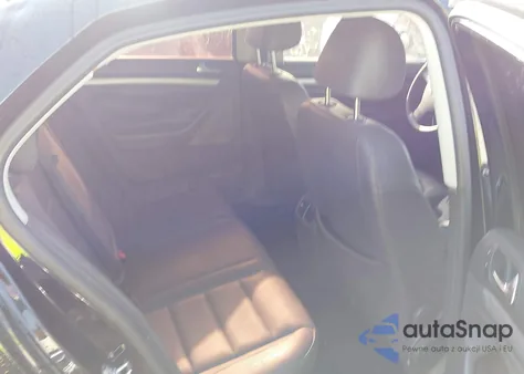 2007 Volkswagen Jetta Wolfsburg Edition из США, поврежденный, VIN 3VWEG71K87M066634